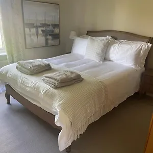  Holiday home Railway - Pet Friendly With Parking
